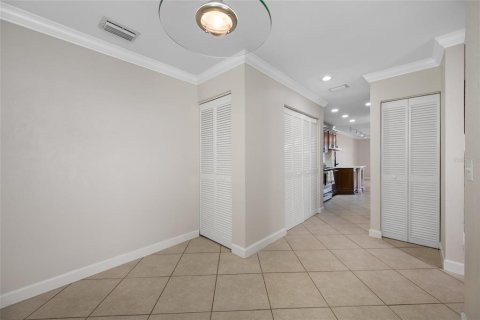 Copropriété à vendre à Tampa, Floride: 4 chambres, 185.43 m2 № 2138741 - photo 26