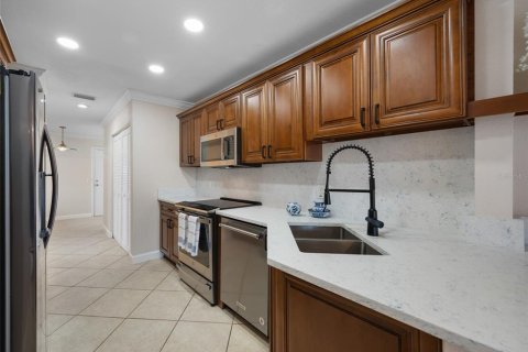 Copropriété à vendre à Tampa, Floride: 4 chambres, 185.43 m2 № 2138741 - photo 9