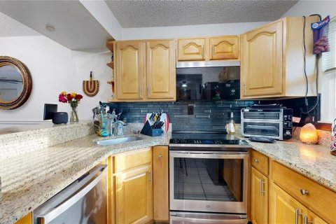 Condo in Clearwater, Florida, 1 bedroom  № 2429041 - photo 14