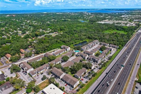 Condo in Clearwater, Florida, 1 bedroom  № 2429041 - photo 6