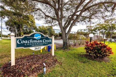 Condo in Clearwater, Florida, 1 bedroom  № 2429041 - photo 2