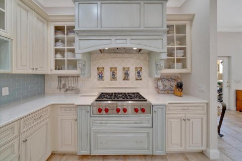 Casa en venta en Weeki Wachee, Florida, 3 dormitorios, 346.71 m2 № 1805376 - foto 18