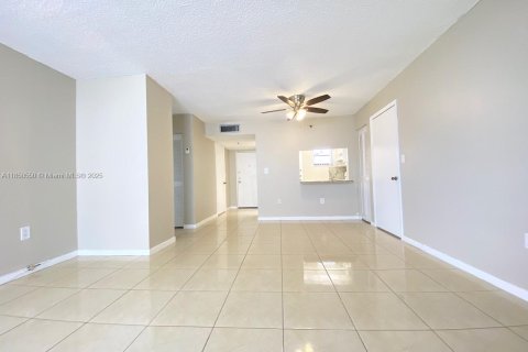 Condo in Miami Beach, Florida, 1 bedroom  № 1854939 - photo 6