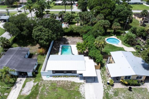 Casa en venta en St. Lucie, Florida, 3 dormitorios, 88.26 m2 № 1940527 - foto 5