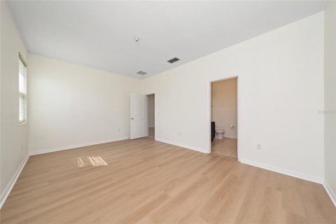 Villa ou maison à louer à Kissimmee, Floride: 4 chambres, 195.65 m2 № 2383946 - photo 11