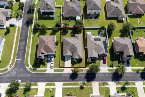 Villa ou maison à louer à Kissimmee, Floride: 4 chambres, 195.65 m2 № 2383946 - photo 29