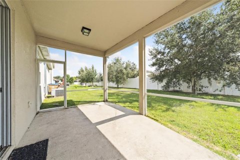Villa ou maison à louer à Kissimmee, Floride: 4 chambres, 195.65 m2 № 2383946 - photo 26