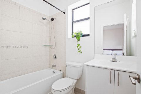 Купить таунхаус в Хомстед, Флорида 3 спальни, 123.37м2, № 2422967 - фото 15