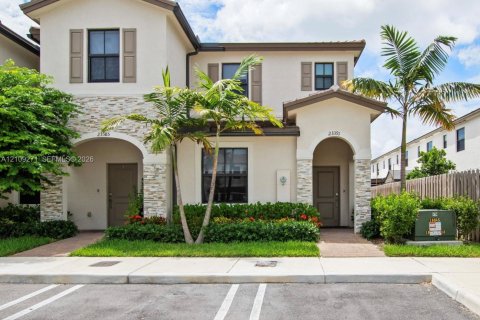 Adosado en Homestead, Florida 3 dormitorios, 123.37 m2 № 2422967