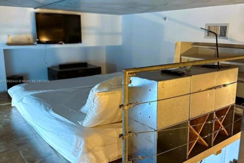 Купить кондоминиум в Майами, Флорида 1 спальня, 62.34м2, № 1929094 - фото 17