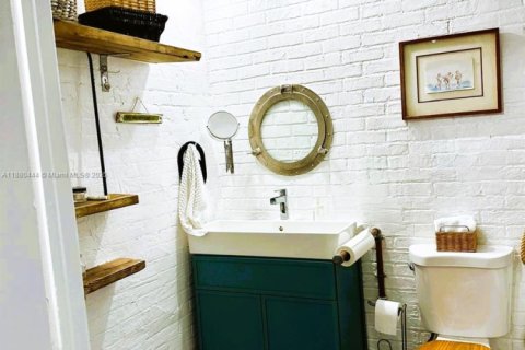 Купить кондоминиум в Майами, Флорида 1 спальня, 62.34м2, № 1929094 - фото 13