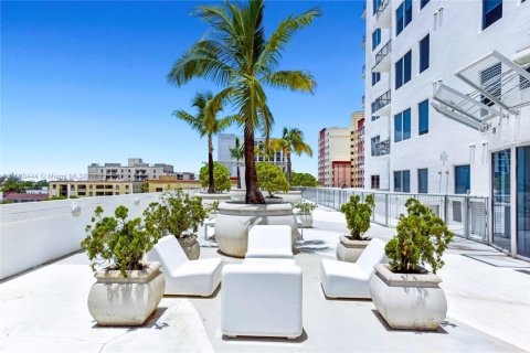 Купить кондоминиум в Майами, Флорида 1 спальня, 62.34м2, № 1929094 - фото 26