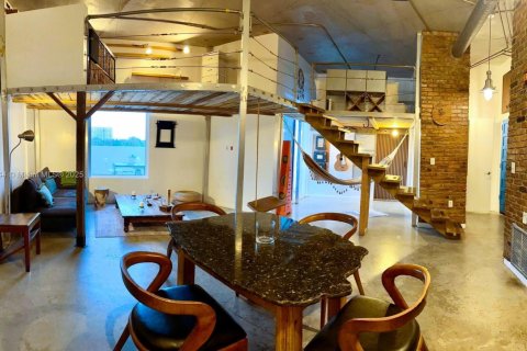 Купить кондоминиум в Майами, Флорида 1 спальня, 62.34м2, № 1929094 - фото 5