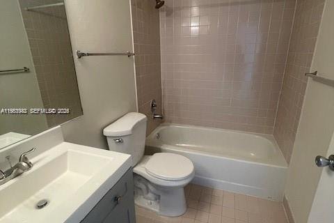 Condominio en alquiler en Cutler Bay, Florida, 2 dormitorios, 91.04 m2 № 2008061 - foto 12