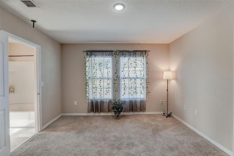 Townhouse in Saint Cloud, Florida 4 bedrooms, 193.7 sq.m. № 1089595 - photo 17