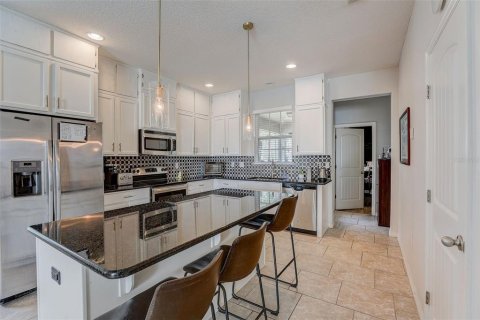 Townhouse in Saint Cloud, Florida 4 bedrooms, 193.7 sq.m. № 1089595 - photo 8
