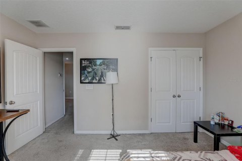 Townhouse in Saint Cloud, Florida 4 bedrooms, 193.7 sq.m. № 1089595 - photo 25