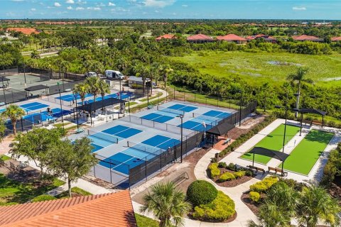 Villa ou maison à louer à Venice, Floride: 2 chambres, 177.16 m2 № 2425220 - photo 4