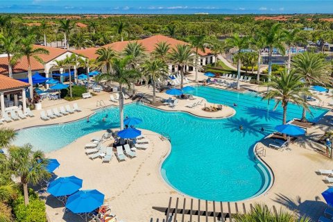 Villa ou maison à louer à Venice, Floride: 2 chambres, 177.16 m2 № 2425220 - photo 3