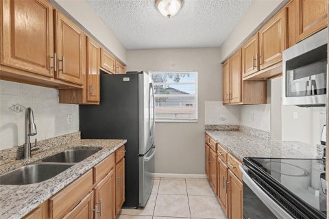 House in Ocala, Florida 3 bedrooms, 118.54 sq.m. № 2204120 - photo 5