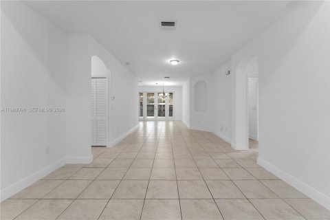 Casa en venta en Homestead, Florida, 3 dormitorios, 145.95 m2 № 2045342 - foto 6