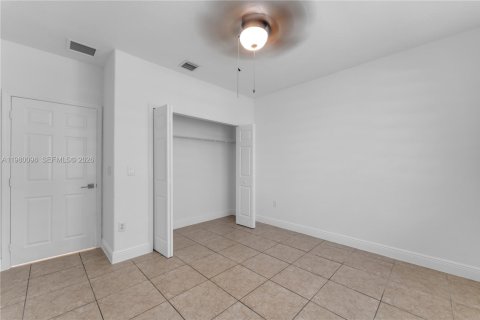 Casa en venta en Homestead, Florida, 3 dormitorios, 145.95 m2 № 2045342 - foto 14