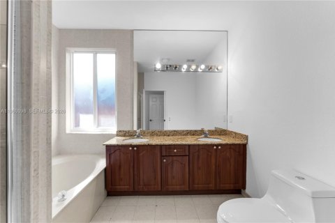 Casa en venta en Homestead, Florida, 3 dormitorios, 145.95 m2 № 2045342 - foto 20