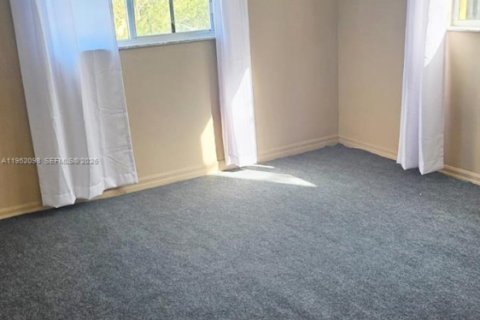 Купить таунхаус в Мирамар, Флорида 3 спальни, 139.17м2, № 2006462 - фото 12