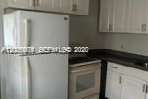 Condo à Lake Worth, Floride, 2 chambres  № 2320061