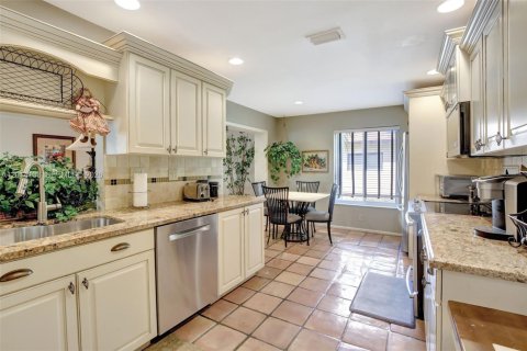 Casa en alquiler en Plantation, Florida, 4 dormitorios, 227.15 m2 № 2076208 - foto 12