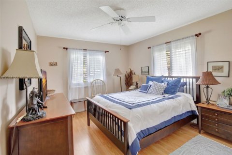 Casa en alquiler en Plantation, Florida, 4 dormitorios, 227.15 m2 № 2076208 - foto 28