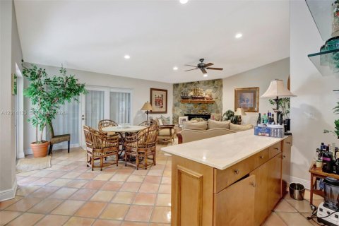 Casa en alquiler en Plantation, Florida, 4 dormitorios, 227.15 m2 № 2076208 - foto 17