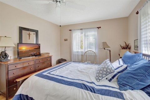 Casa en alquiler en Plantation, Florida, 4 dormitorios, 227.15 m2 № 2076208 - foto 29