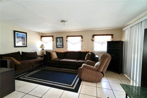 Casa en venta en Lakeland, Florida, 3 dormitorios, 130.43 m2 № 1592501 - foto 12