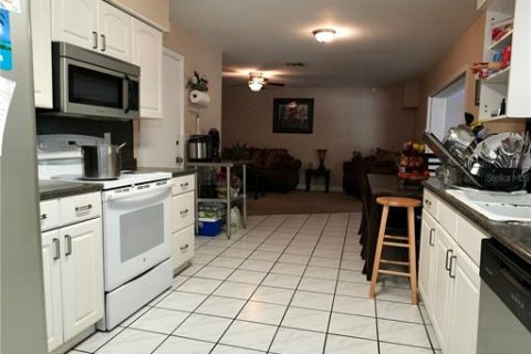 Casa en venta en Lakeland, Florida, 3 dormitorios, 130.43 m2 № 1592501 - foto 9