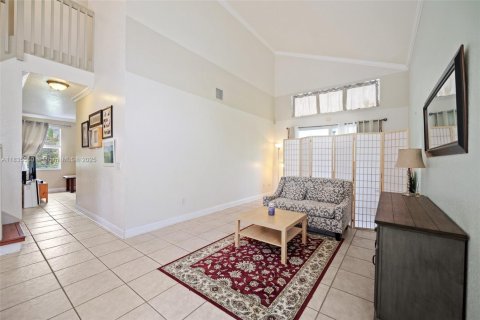 House in Pembroke Pines, Florida 4 bedrooms, 204.76 sq.m. № 1820184 - photo 7