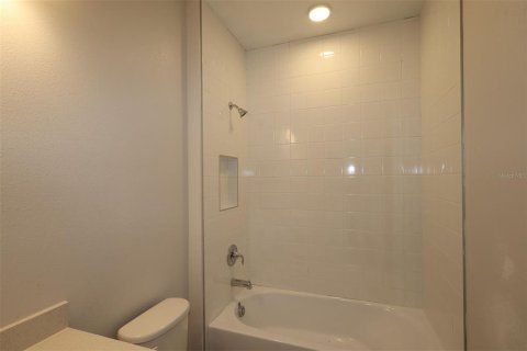 Villa ou maison à vendre à Zellwood, Floride: 4 chambres, 247.03 m2 № 2403393 - photo 19