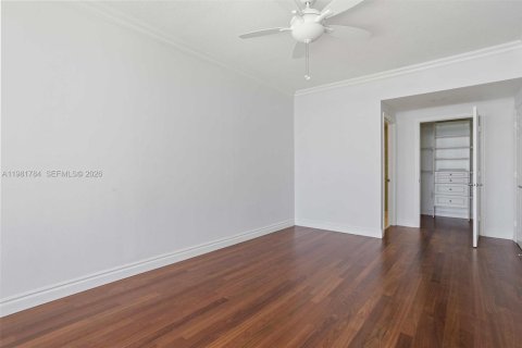 Condo in Hollywood, Florida, 2 bedrooms  № 2043016 - photo 30