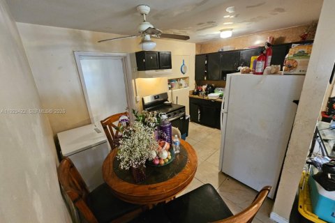 Купить виллу или дом в Помпано-Бич, Флорида 3 спальни, 66.89м2, № 1989178 - фото 6