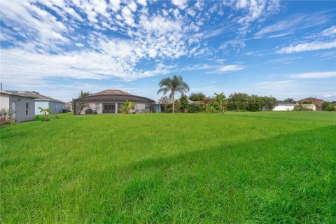 House in Kissimmee, Florida 4 bedrooms, 178.93 sq.m. № 2315294 - photo 30