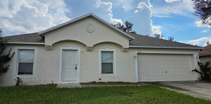 Villa ou maison à Poinciana, Floride 3 chambres, 134.89 m2 № 2383804