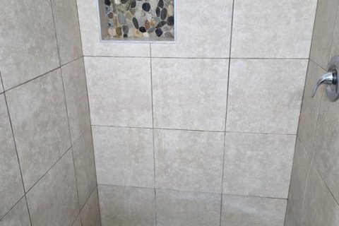 Villa ou maison à louer à Poinciana, Floride: 3 chambres, 134.89 m2 № 2383804 - photo 14