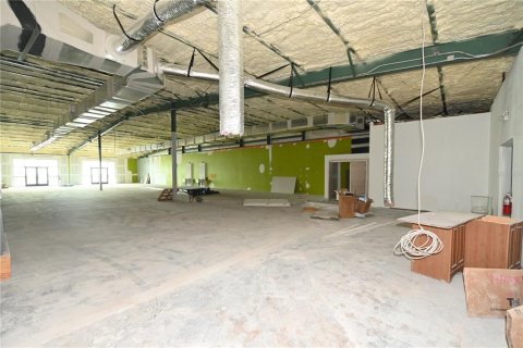 Propiedad comercial en venta en Umatilla, Florida, 2427.54 m2 № 1732407 - foto 27
