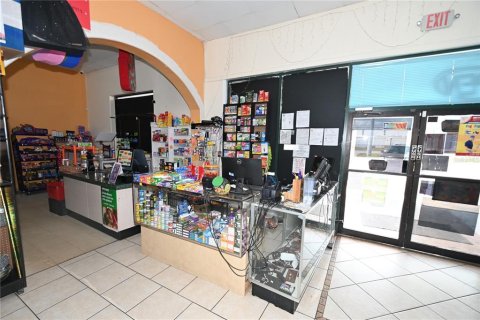 Propiedad comercial en venta en Umatilla, Florida, 2427.54 m2 № 1732407 - foto 24
