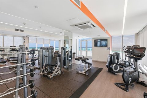 Condo in Bal Harbour, Florida, 2 bedrooms  № 1895831 - photo 22