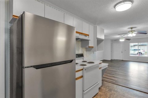 Condo in Winter Haven, Florida, 2 bedrooms № 2102174 - photo 24
