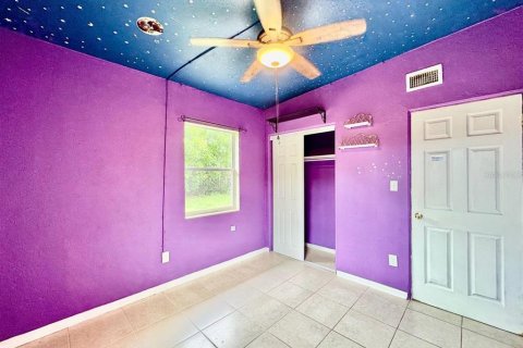 House in Gulfport, Florida 3 bedrooms, 99.41 sq.m. № 1894835 - photo 18