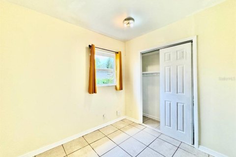 House in Gulfport, Florida 3 bedrooms, 99.41 sq.m. № 1894835 - photo 15