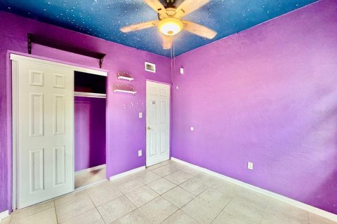 House in Gulfport, Florida 3 bedrooms, 99.41 sq.m. № 1894835 - photo 19