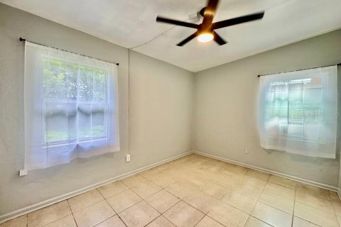 House in Gulfport, Florida 3 bedrooms, 99.41 sq.m. № 1894835 - photo 20